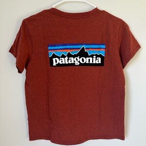 Women’s Patagonia Responsibili-Tee recycled shirt - size medium - burnt orange